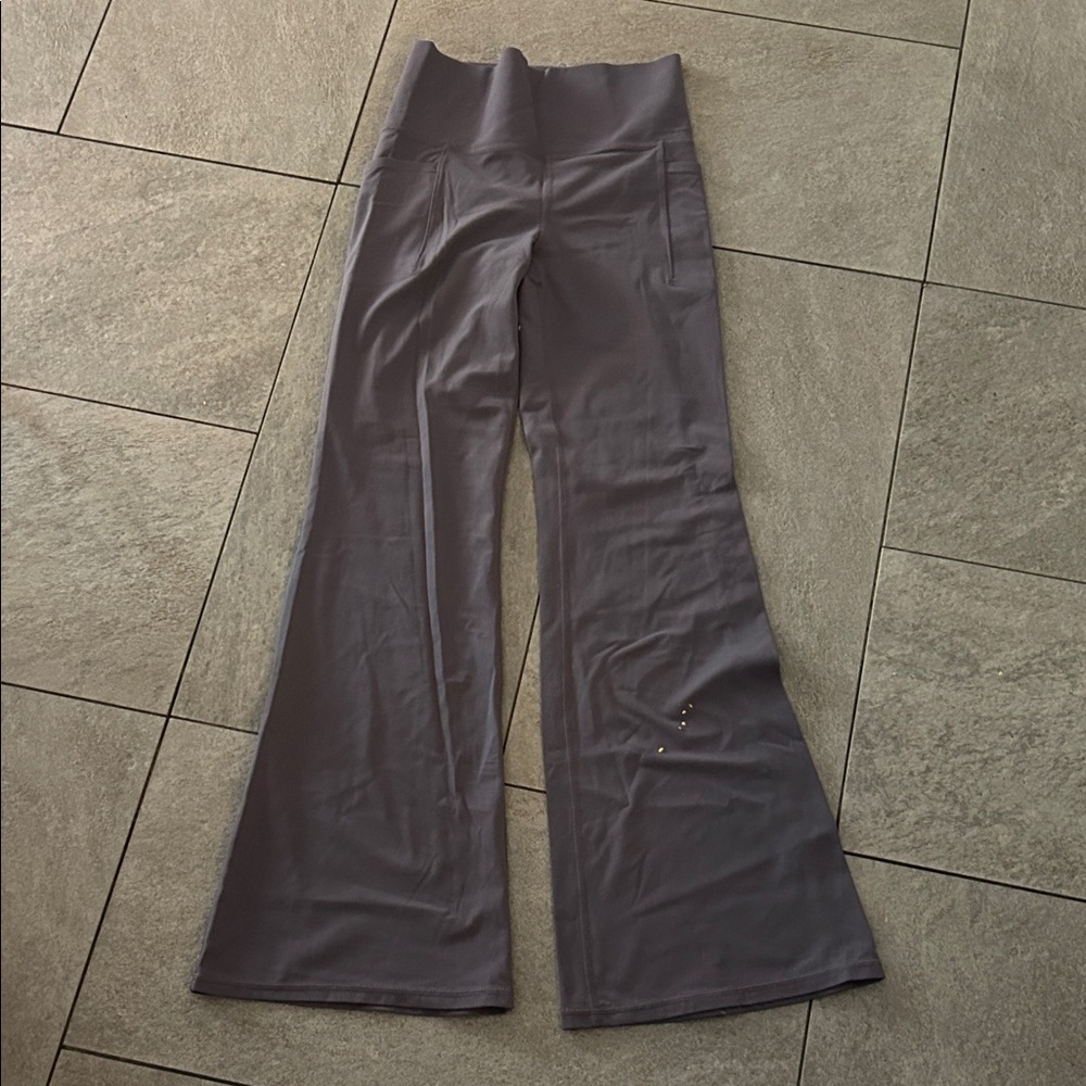 Athleta Salutation Stash Flare Pants